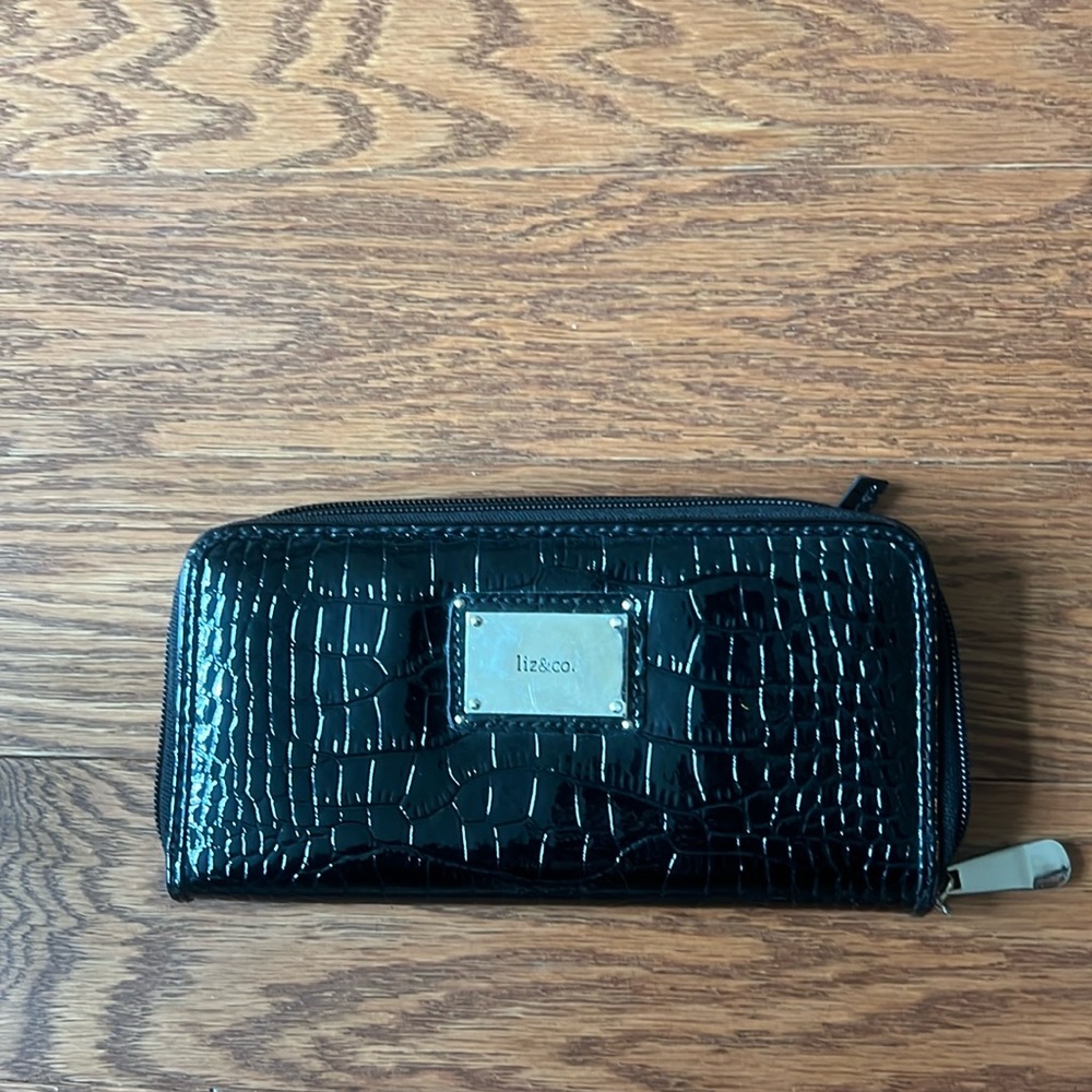 Excellent Used Condition! Liz & Co. Black Wallet